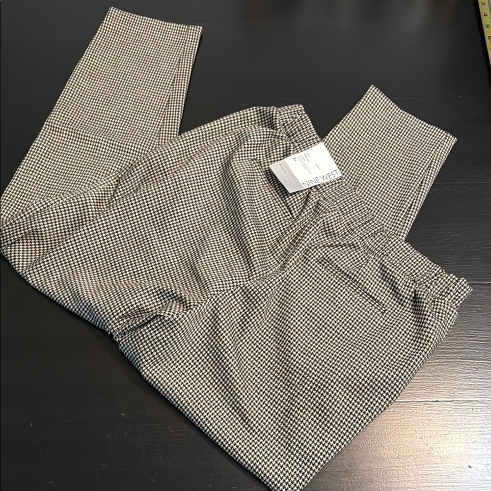 Nine West Black and cream Patterned‎ crop pants